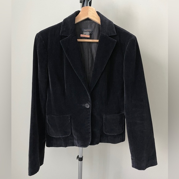 EUC BCBGMaxazria Velvet Jacket - Picture 1 of 3